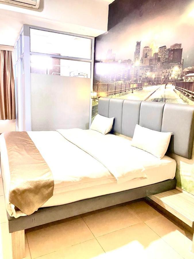 Os Hotel Tanjung Uncang Sagulung Extérieur photo