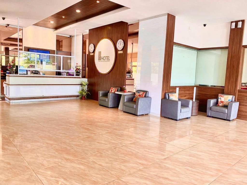 Os Hotel Tanjung Uncang Sagulung Extérieur photo